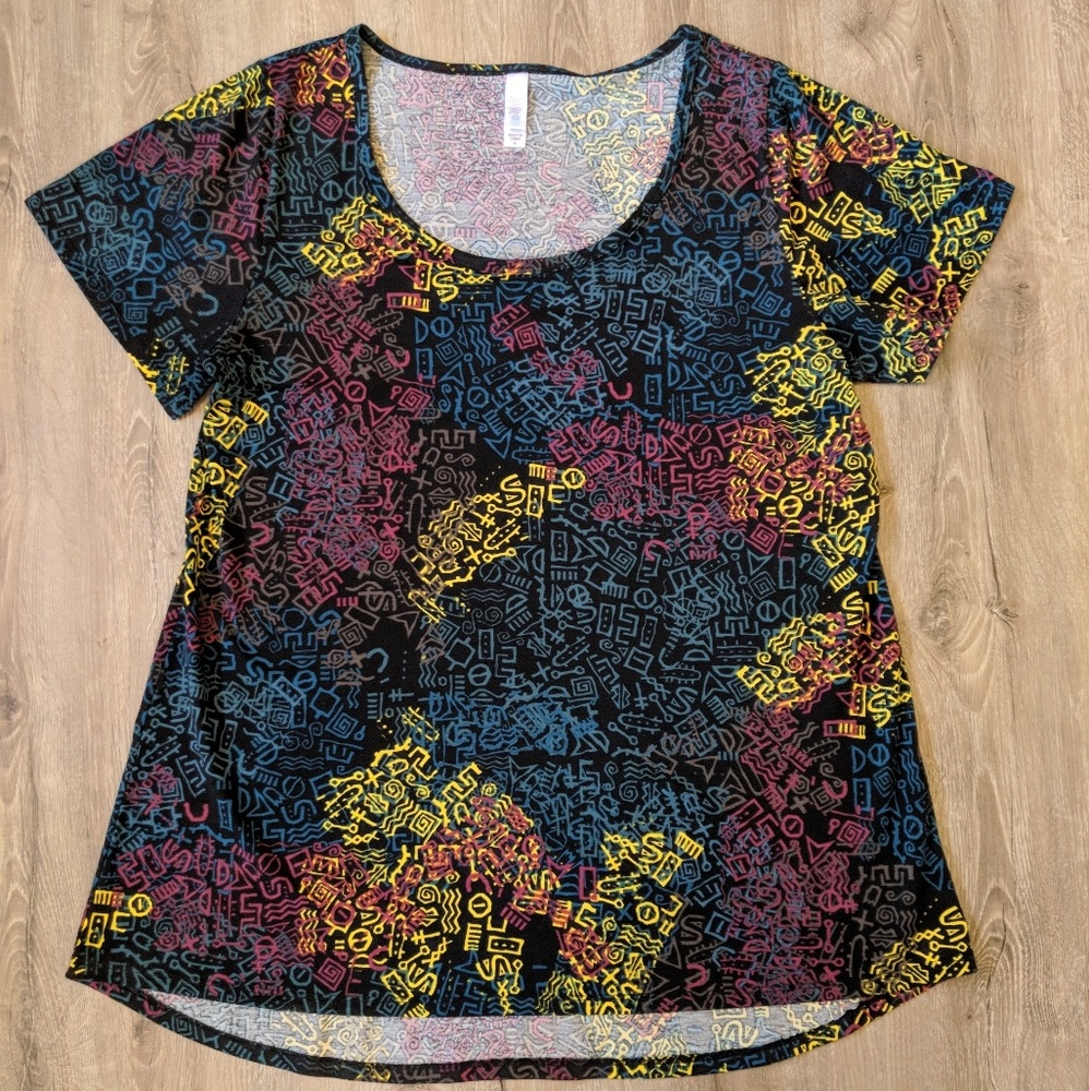 LulaRoe Classic Tee shirt extra large